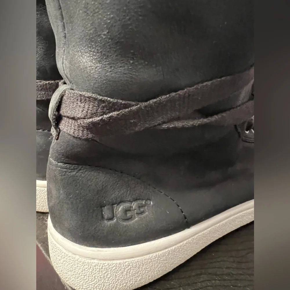 UGG Sheepskin LEATHER Boots SNEAKERS Starlyn BLACK Lace Up